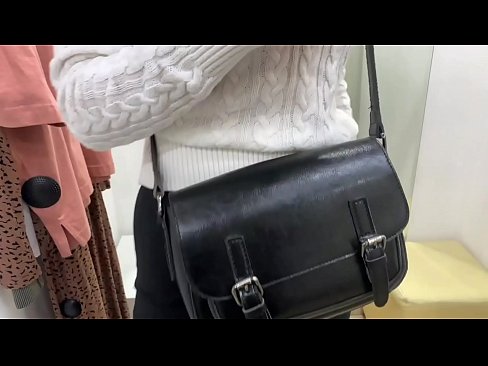 ❤️ Masturbarea în public a tinerei târfe FeralBerry cu un dildo în cabina de probă ❤❌   at ro.corona-pass.ru ❌️